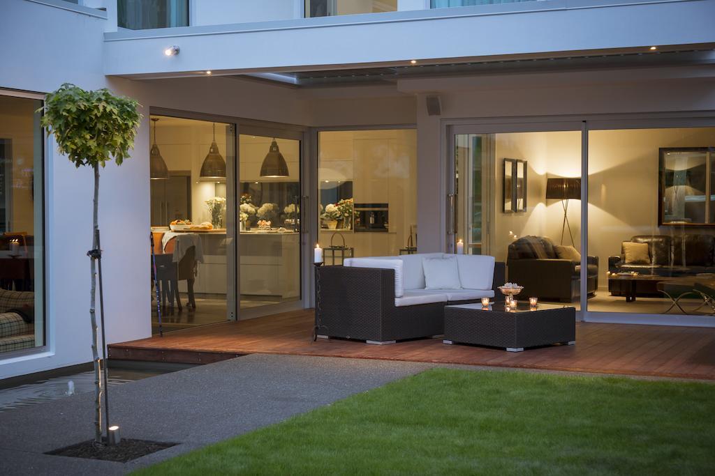 The Establishment Boutique Accommodation Крайстчърч Екстериор снимка