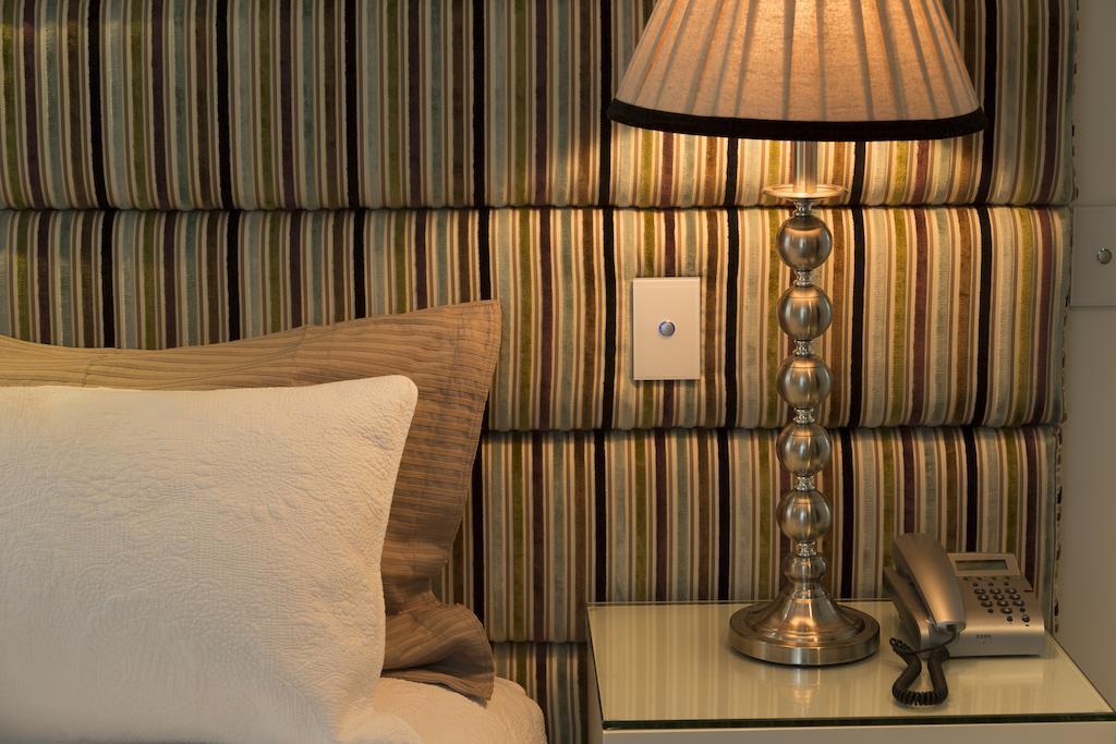 The Establishment Boutique Accommodation Крайстчърч Екстериор снимка