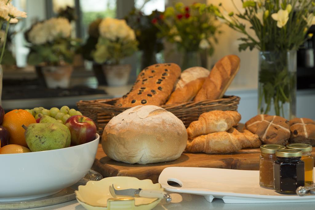 The Establishment Boutique Accommodation Крайстчърч Екстериор снимка