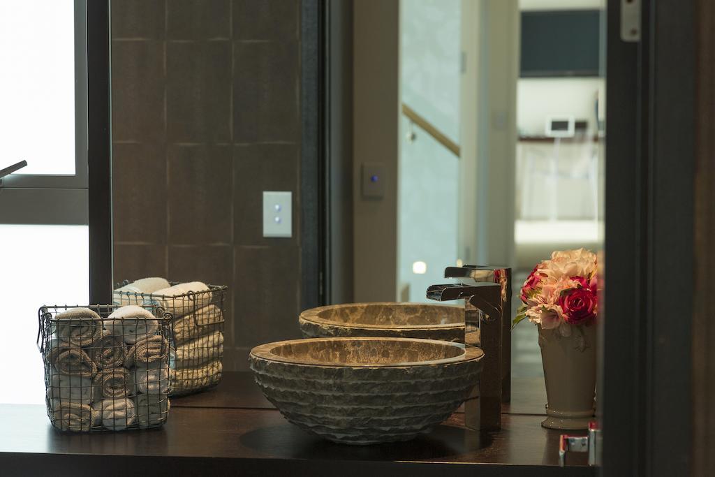 The Establishment Boutique Accommodation Крайстчърч Екстериор снимка